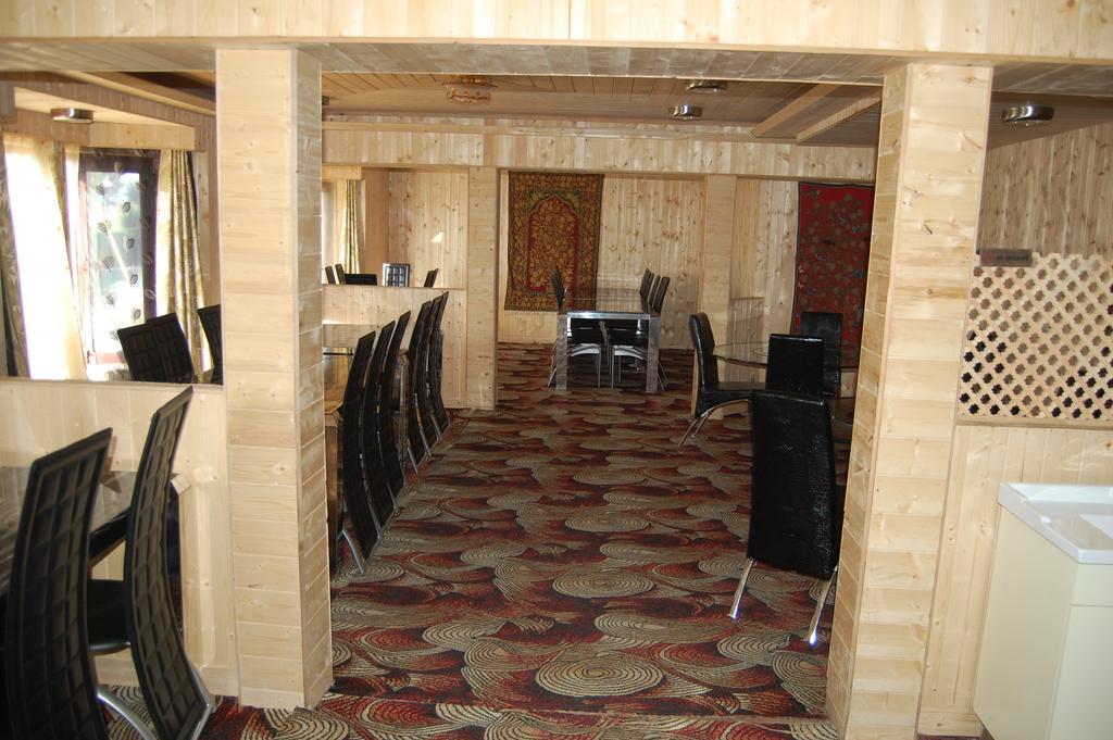 Hotel Zahgeer Continental Gulmarg Chambre photo