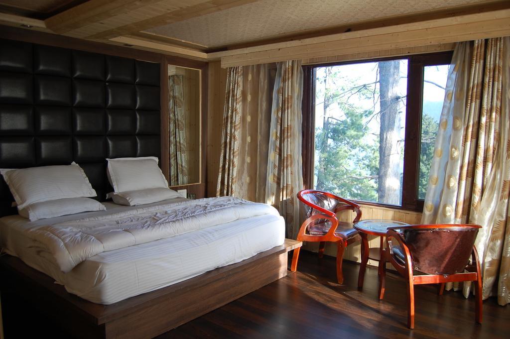 Hotel Zahgeer Continental Gulmarg Chambre photo